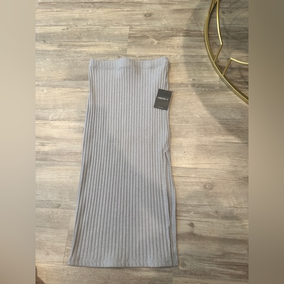 Forever 21 Ribbed Sweater Maxi Skirt - Picture 2 of 2